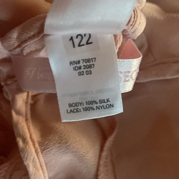 VS Silk Babydoll 💘 - Picture 8 of 12